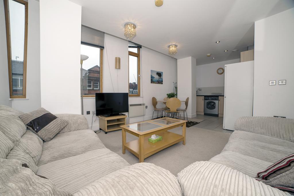 Piccadilly Gardens Apartment Manchester Room photo